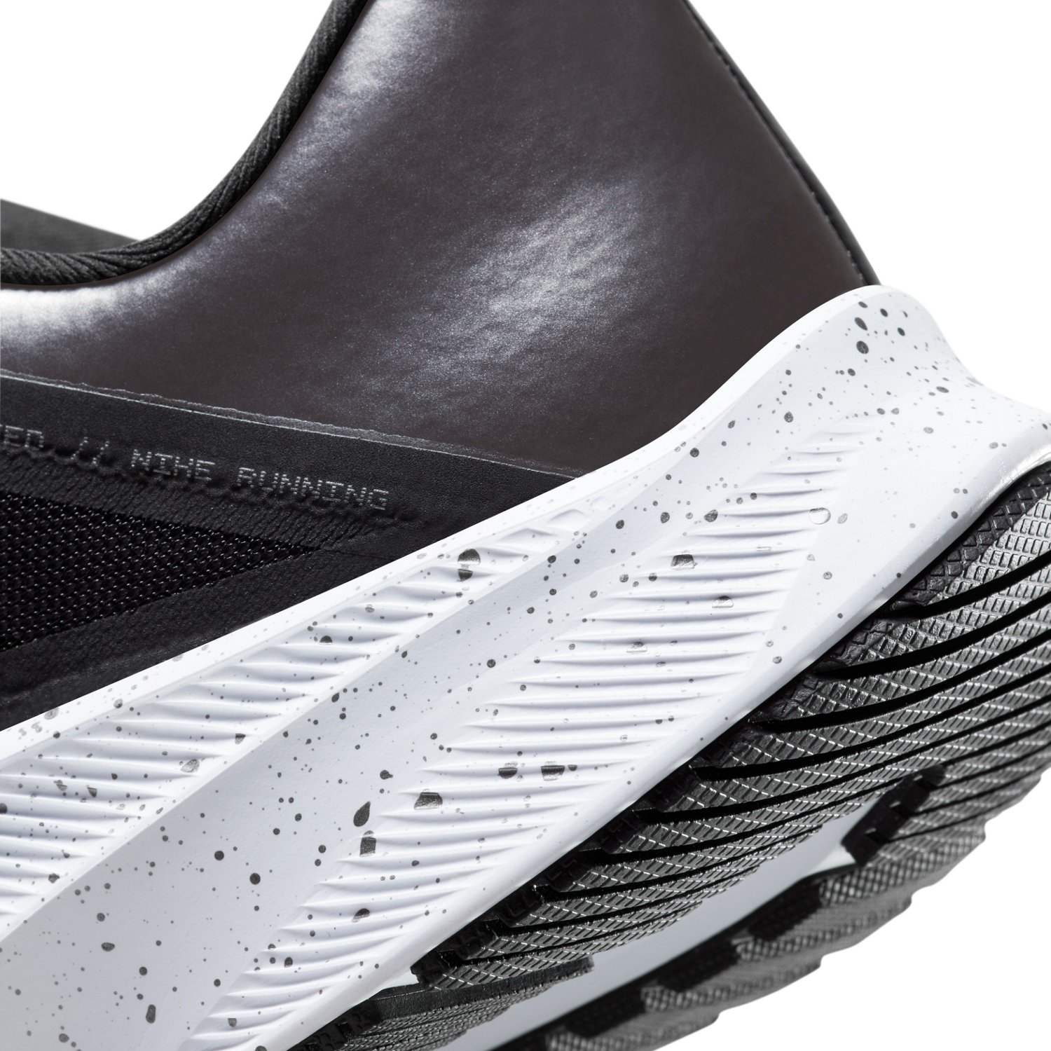nike men's quest 3 running shoes reviews