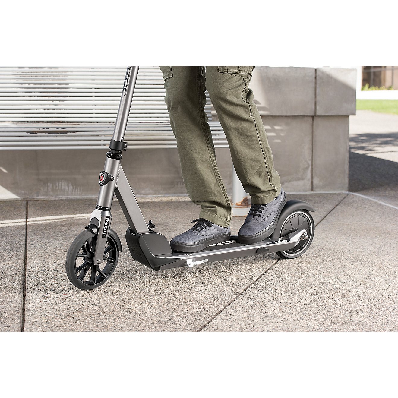 Razor Adults' E Prime Folding Commute Electric Scooter                                                                           - view number 18