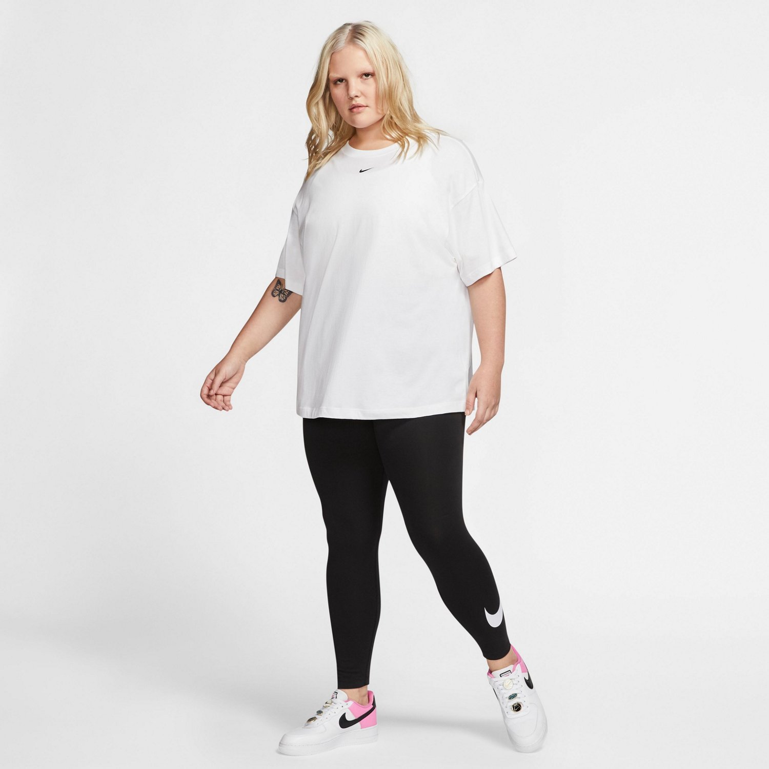 Nike Women's NSW Essential Plus Size Short Sleeve T-shirt | Academy