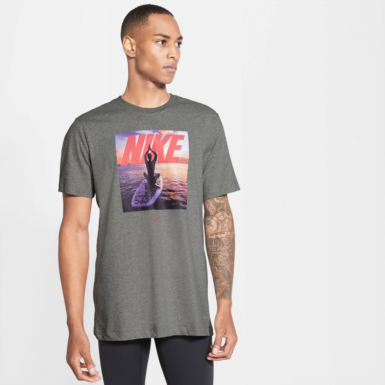 Nike Men's DriFIT Photo Training Tshirt Academy