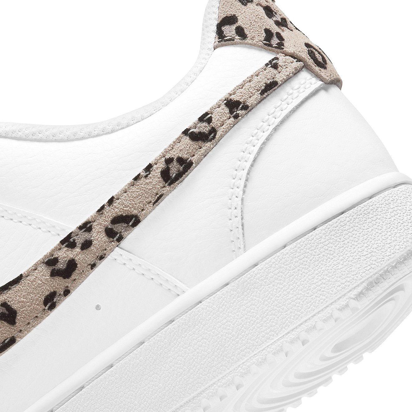 Nike Women's Leopard Court Vision Low Shoes                                                                                      - view number 8
