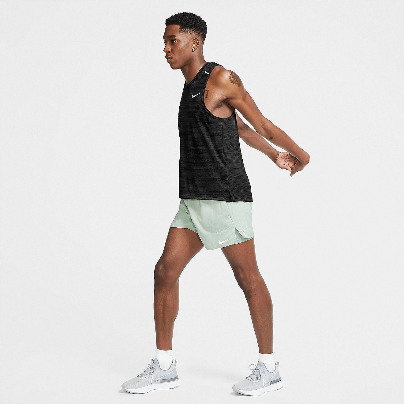Nike Men's Dri-FIT Miler Running Tank Top                                                                                        - view number 3