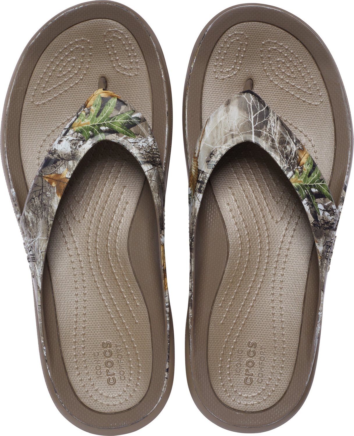 Crocs Men's Swiftwater Wave Realtree Edge Flip Flop Sandals | Academy
