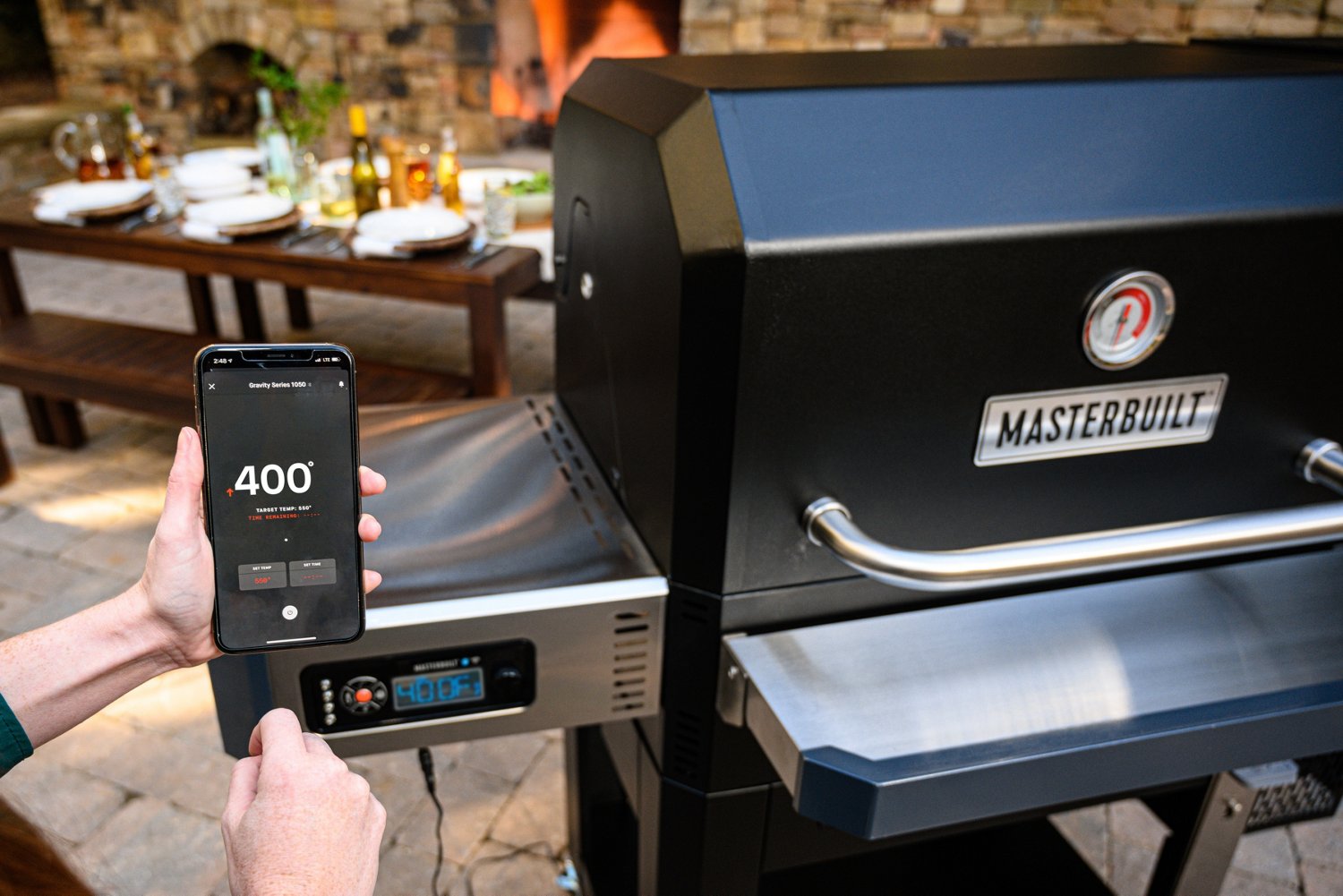 Masterbuilt Gravity Series 1050 Digital Charcoal Grill and Smoker Academy