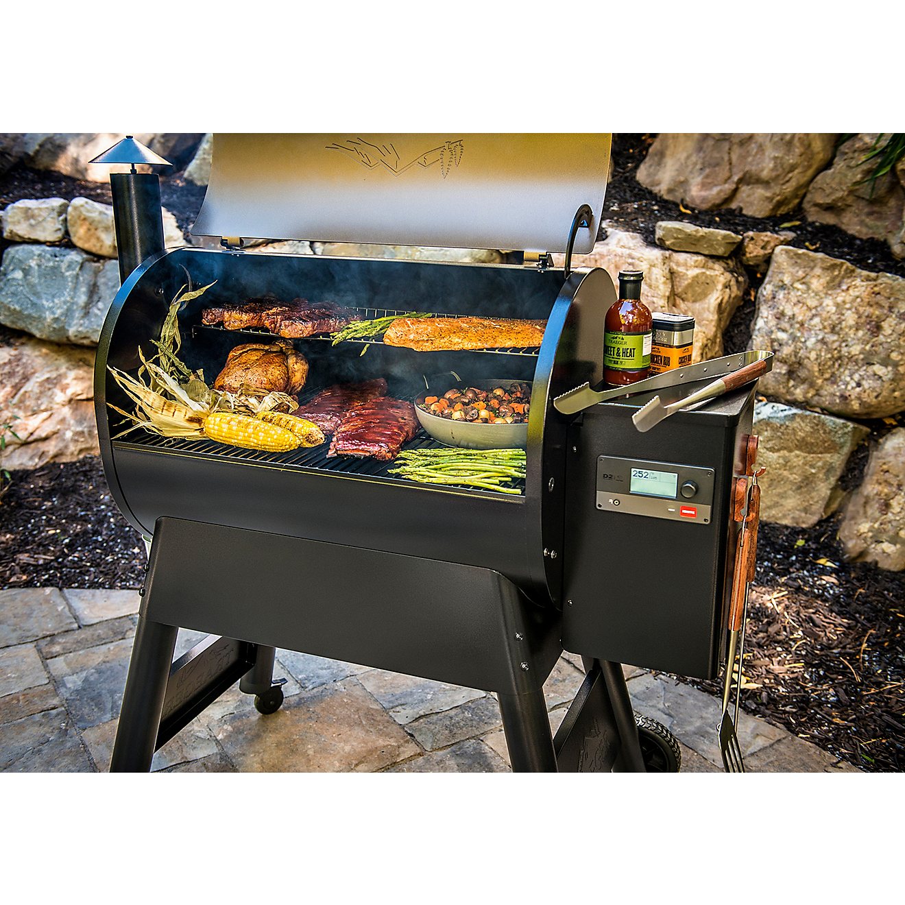 Traeger Pro 780 Full-Length Grill Cover                                                                                          - view number 10