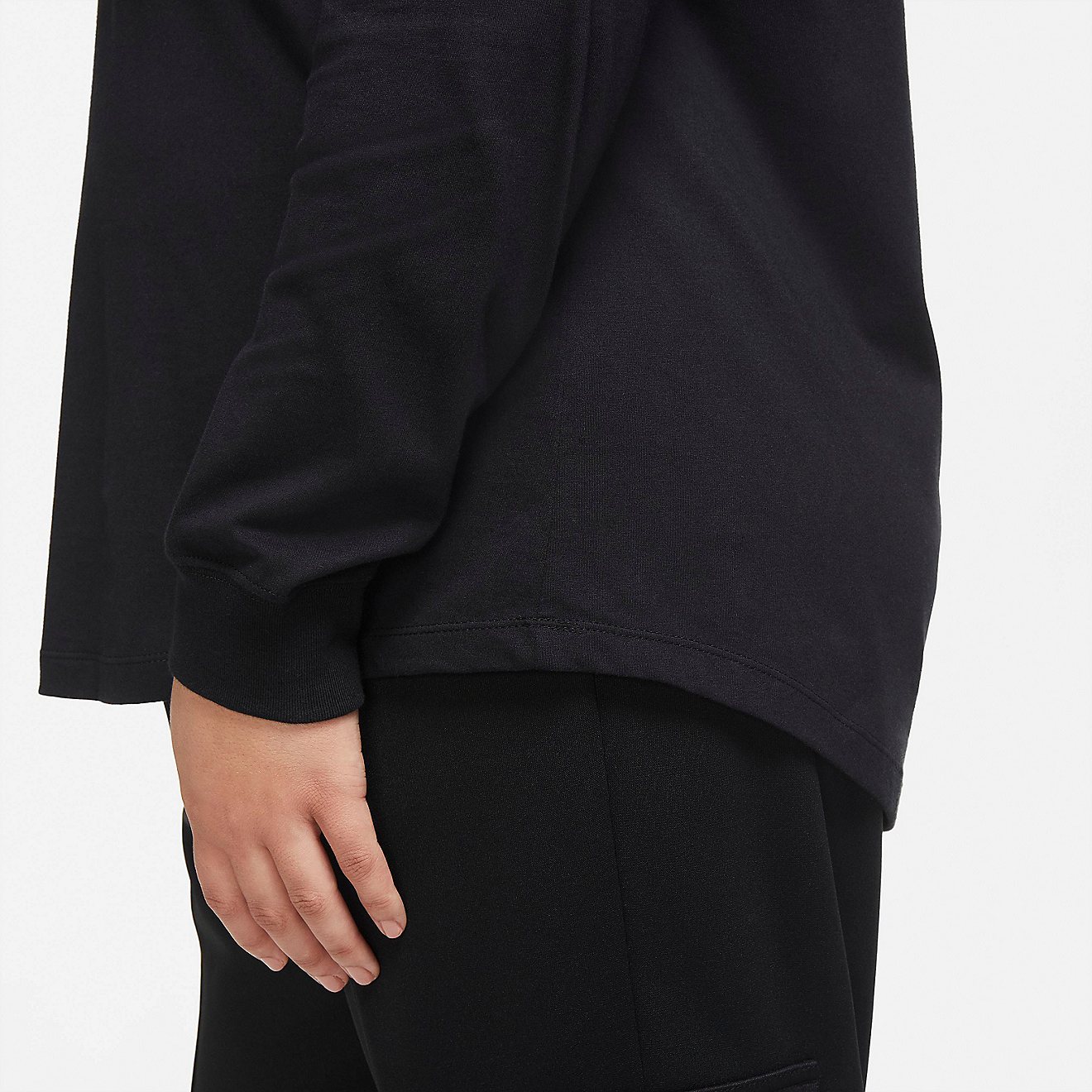 Nike Women's Sportswear Essentials Plus Size Long Sleeve T-shirt                                                                 - view number 4