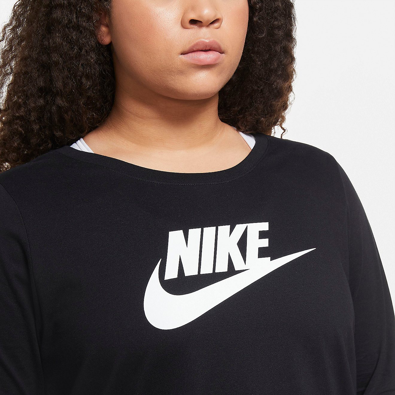 Nike Women's Sportswear Essentials Plus Size Long Sleeve T-shirt                                                                 - view number 5