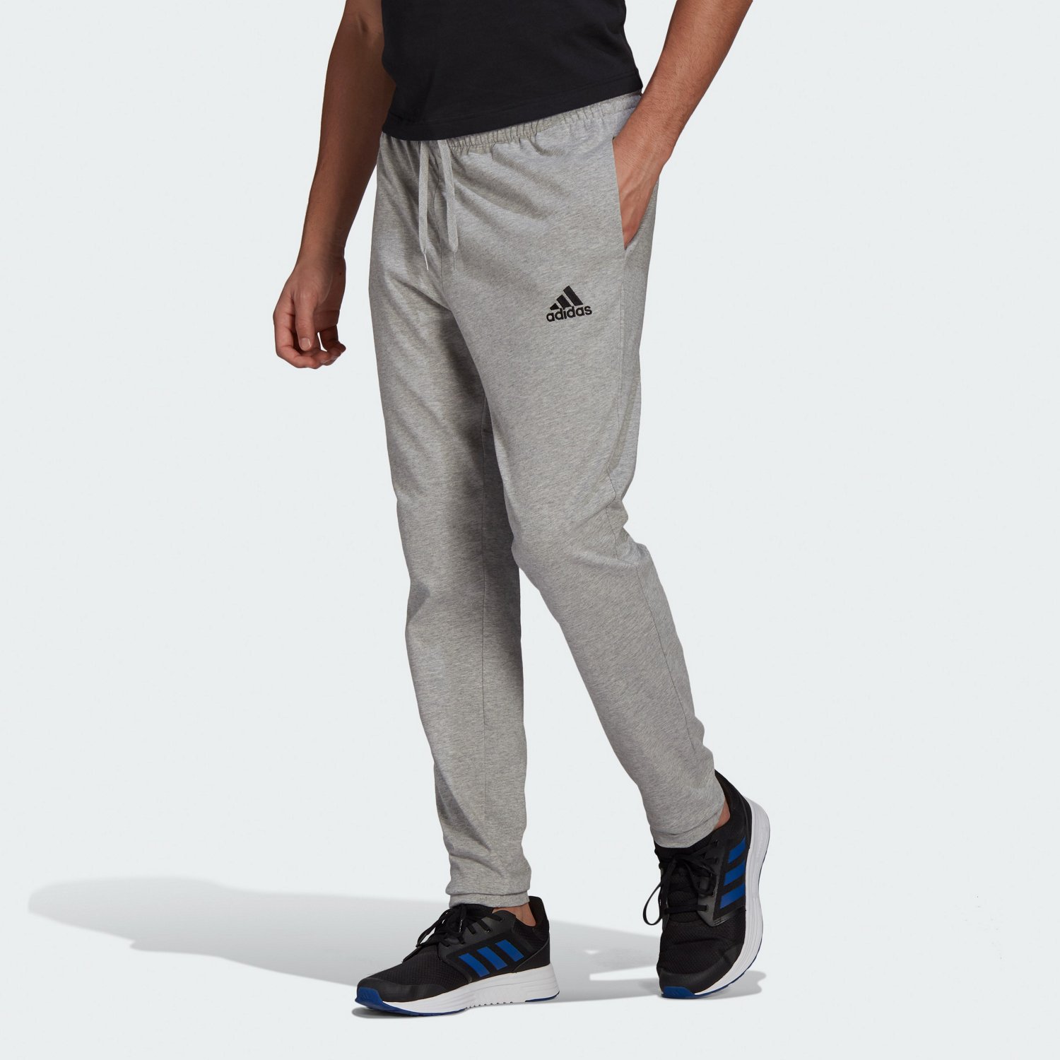 tapered jogging bottoms mens