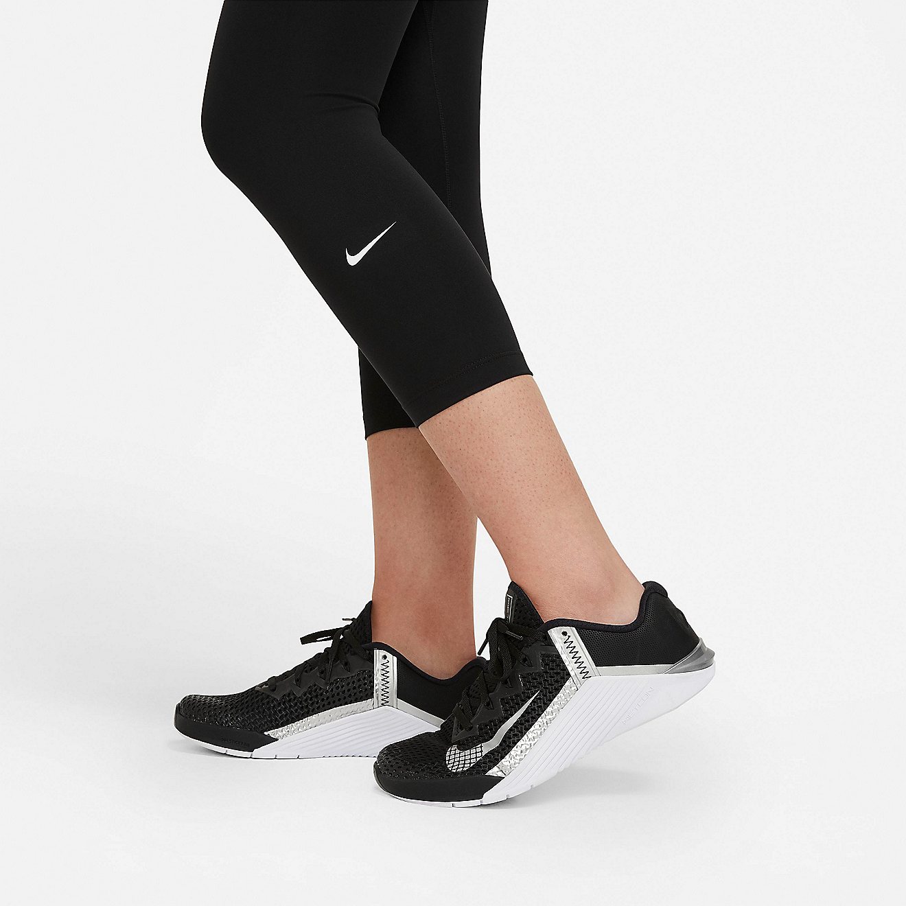 Nike Women's One Mid Rise 2.0 Capri Tights                                                                                       - view number 5