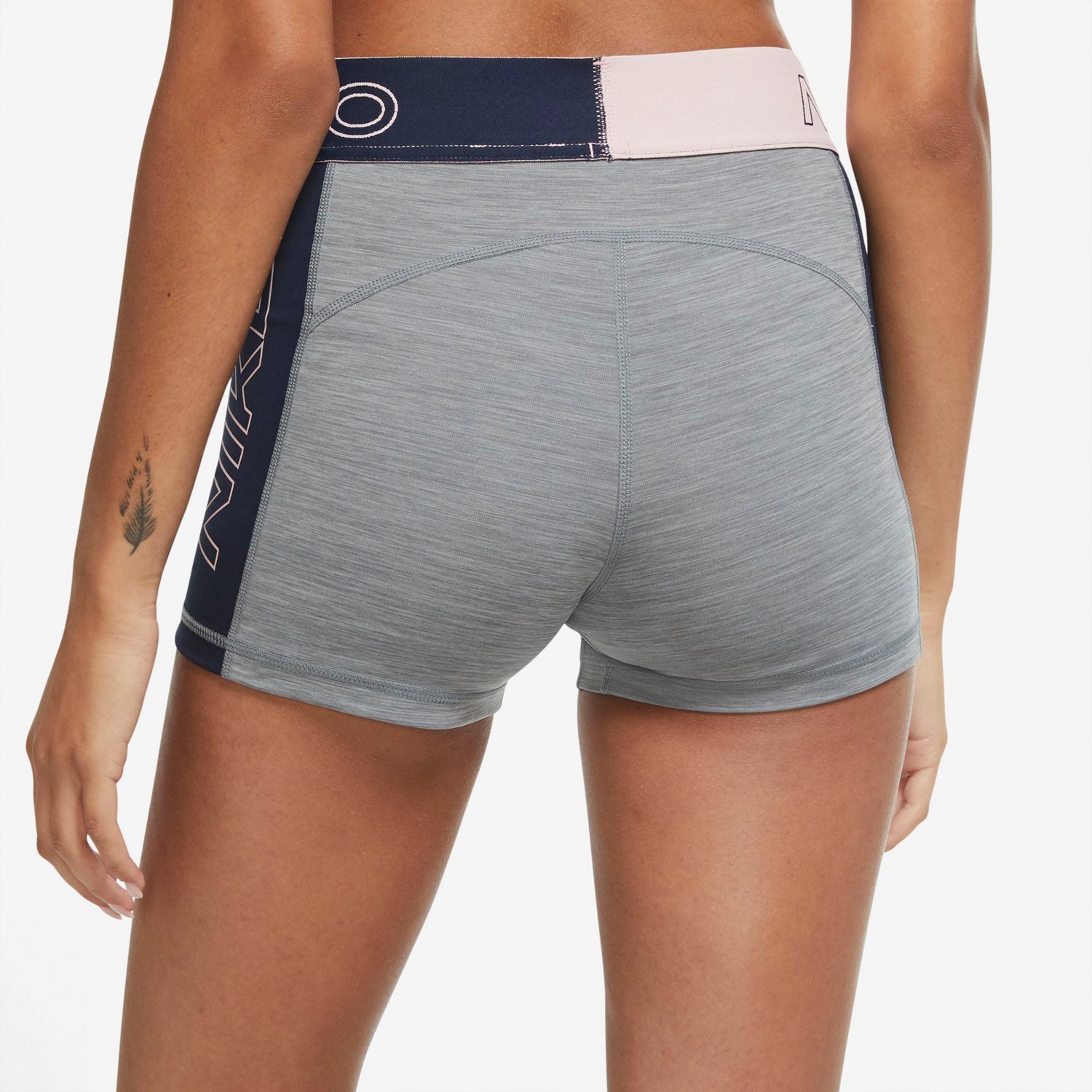 Nike Women's Pro Graphic Shorts 3 in Academy