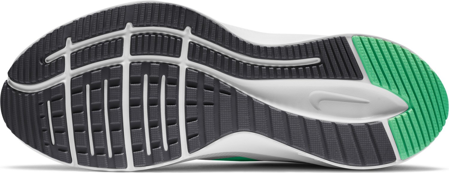 nike women's quest 3 running stores