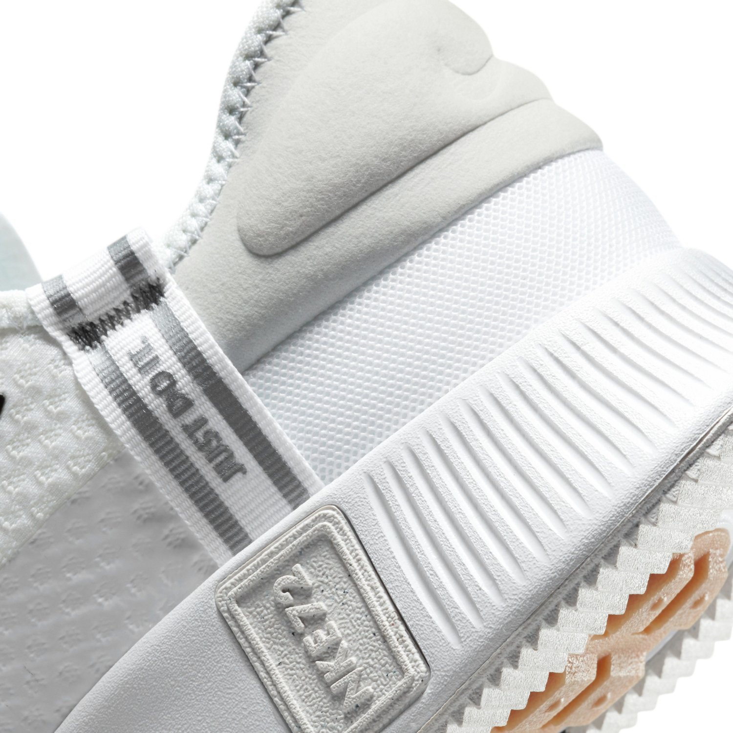 nike reposto men's white