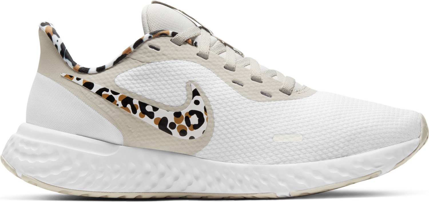 Nike Women's Revolution 5 Leopard