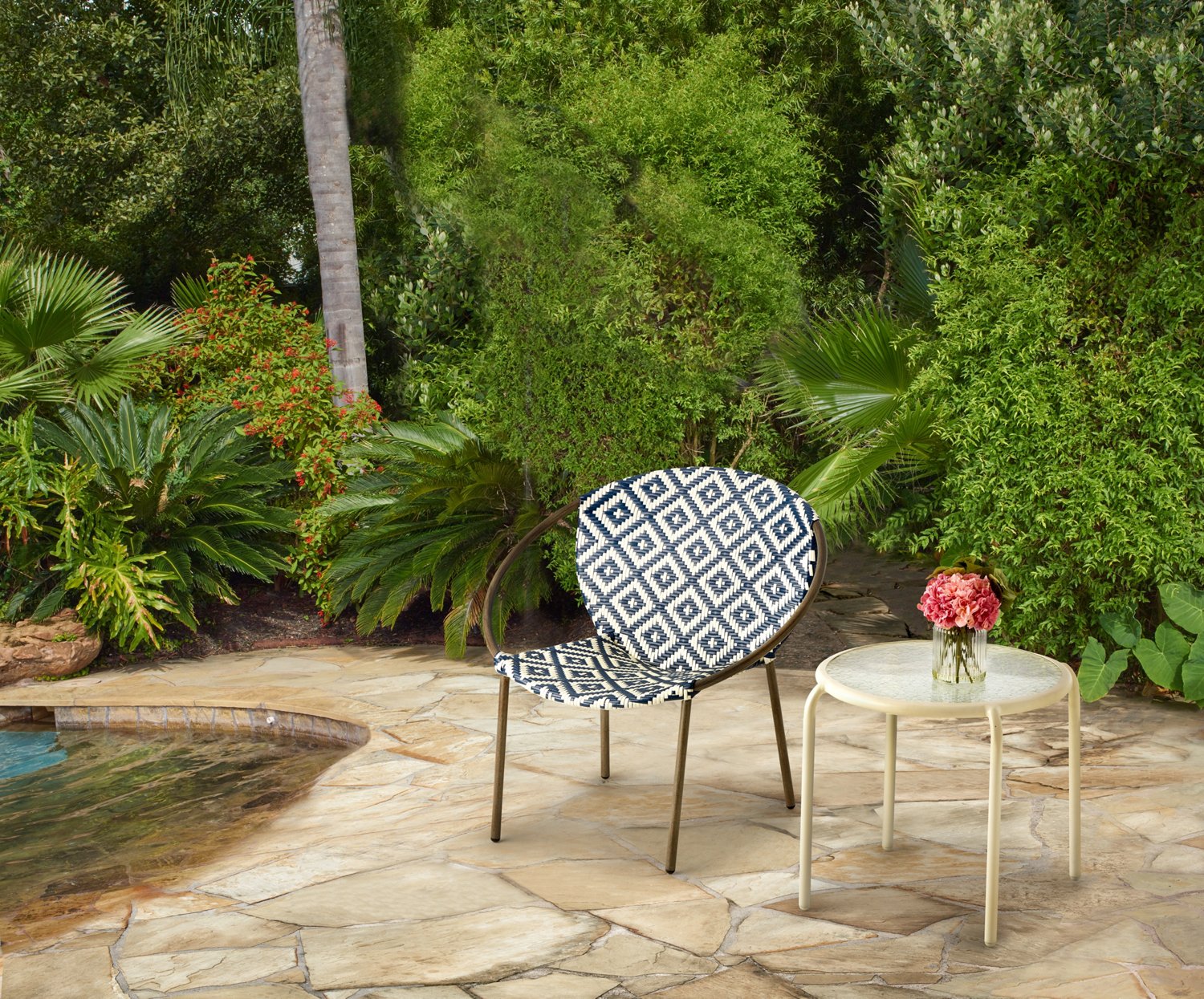 Mosaic Trendy Wicker Stack Chair Academy