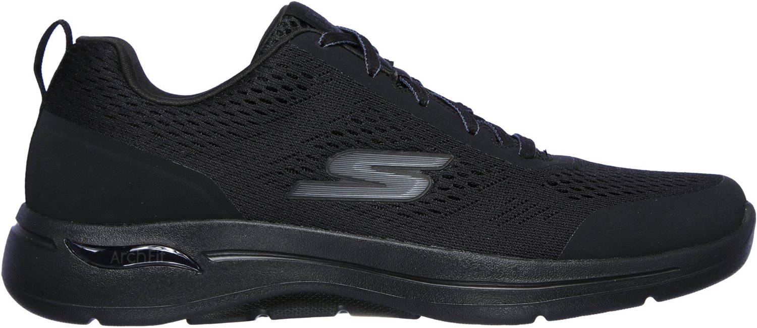 ua surge 2 sneakers