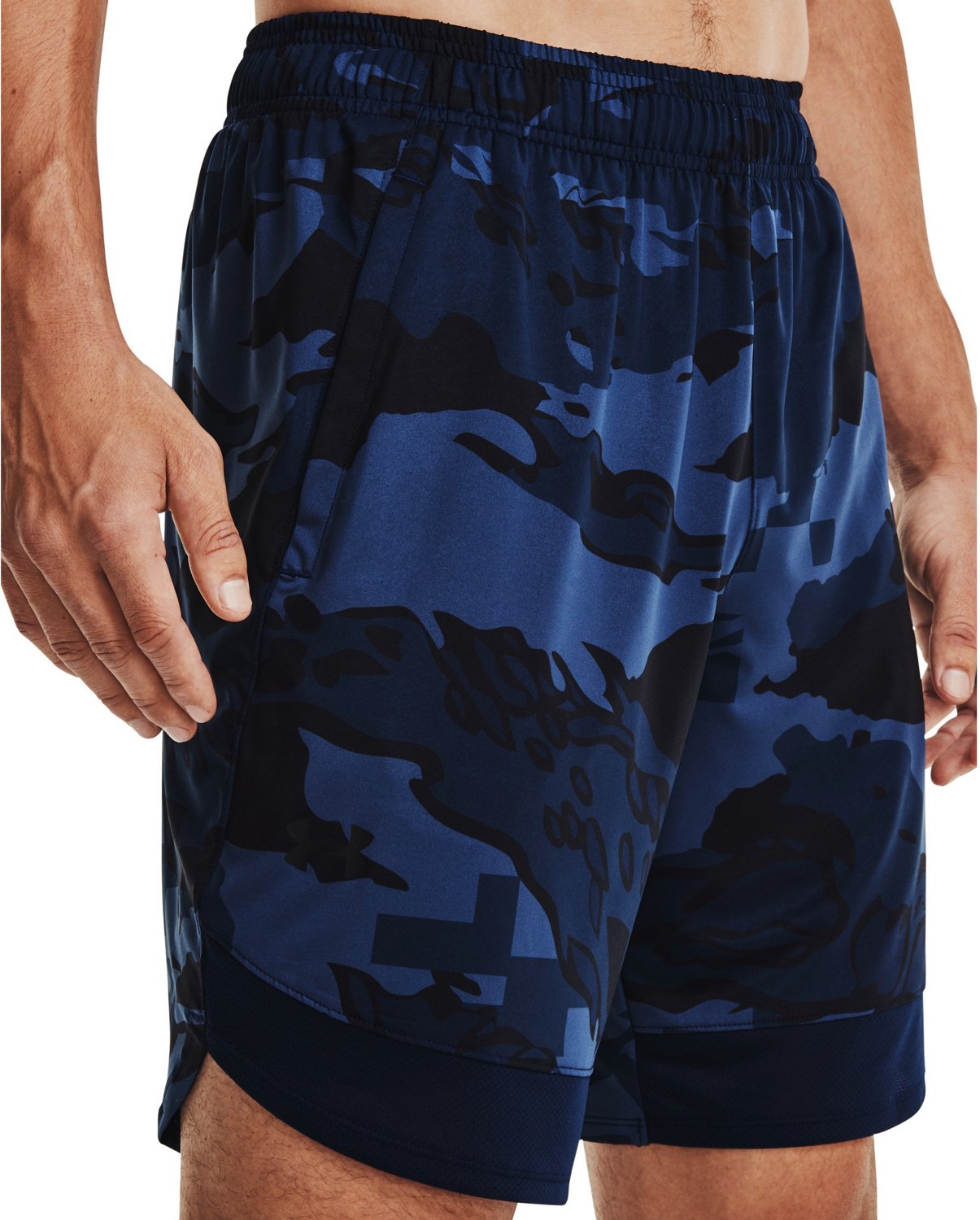 men's ua stretch train camo shorts