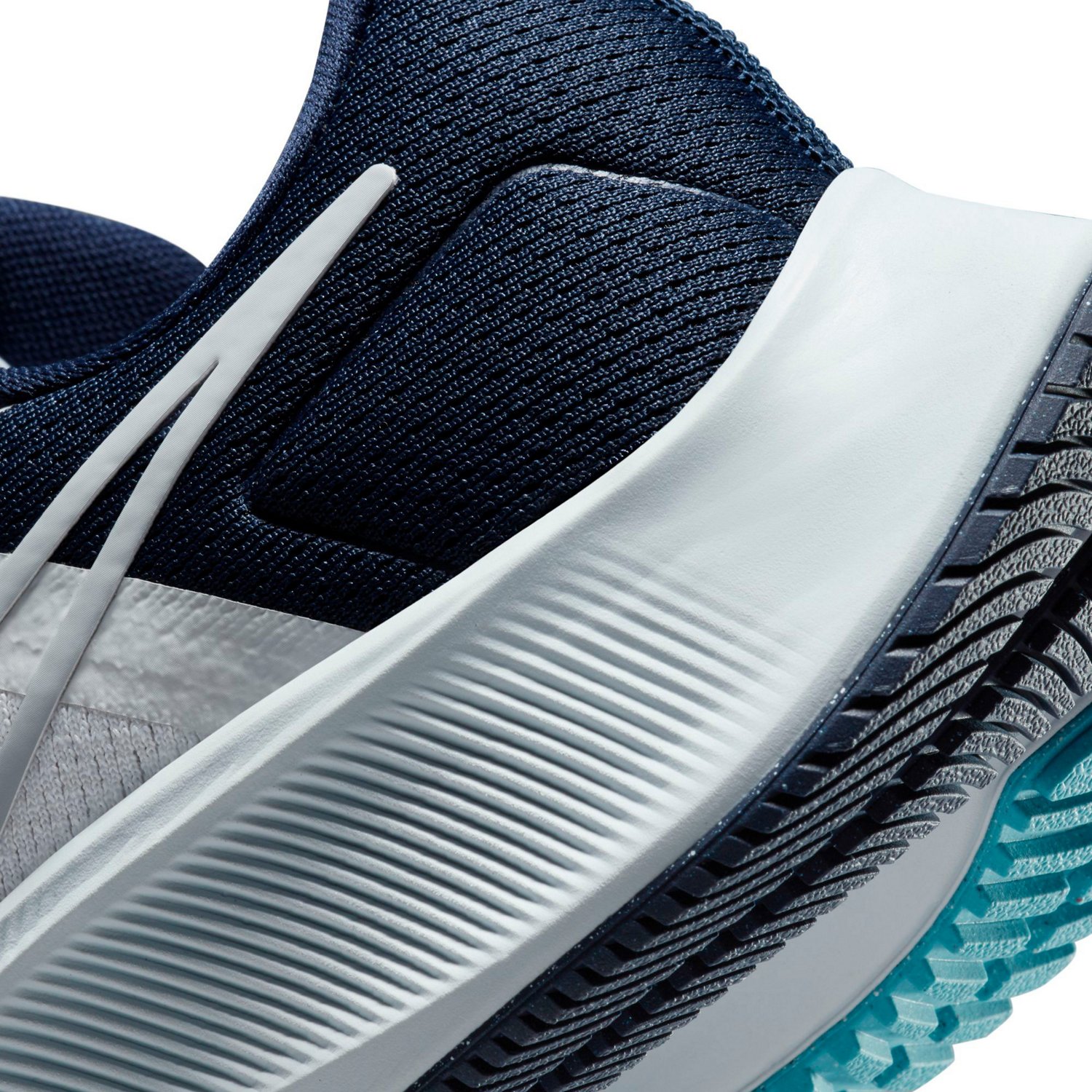 nike pegasus academy