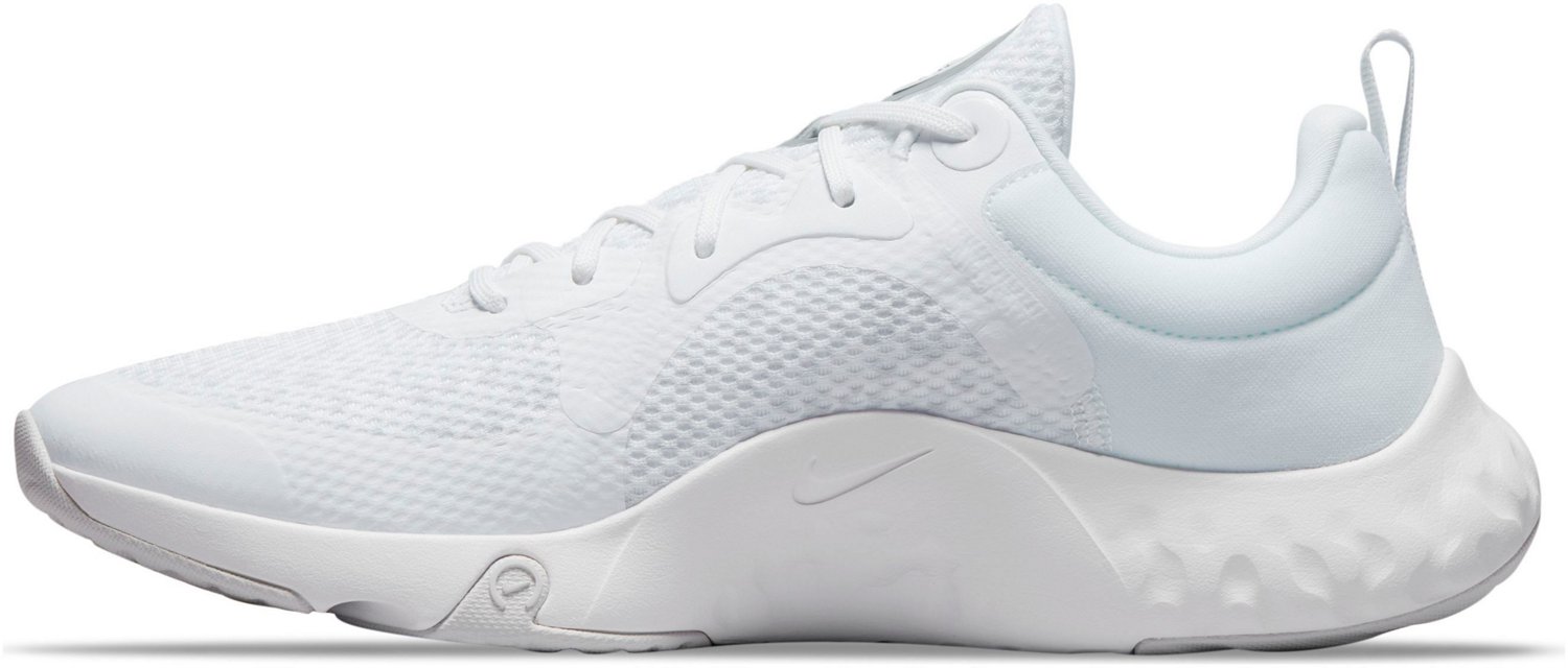 nike womens in season training shoe