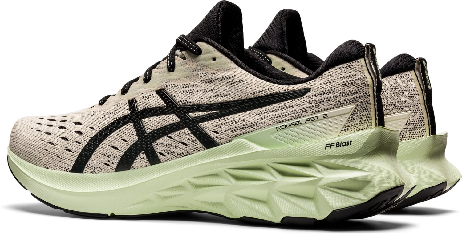 asics men's novablast 2 le running shoes