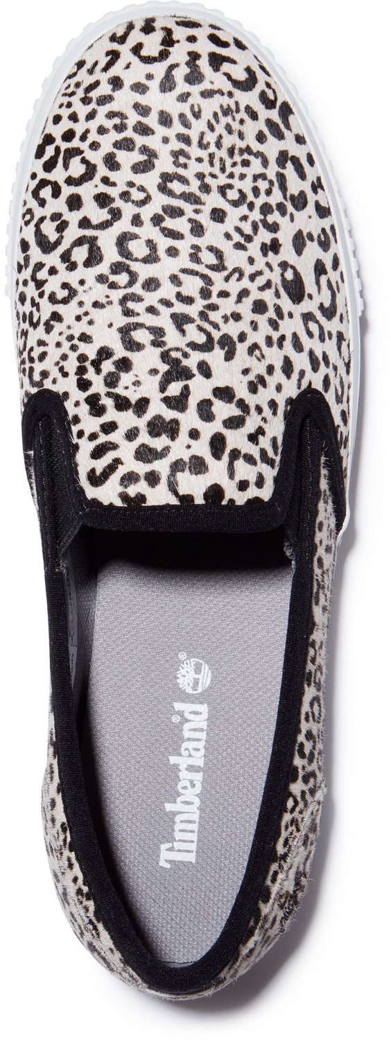 skyla bay timberland slip on