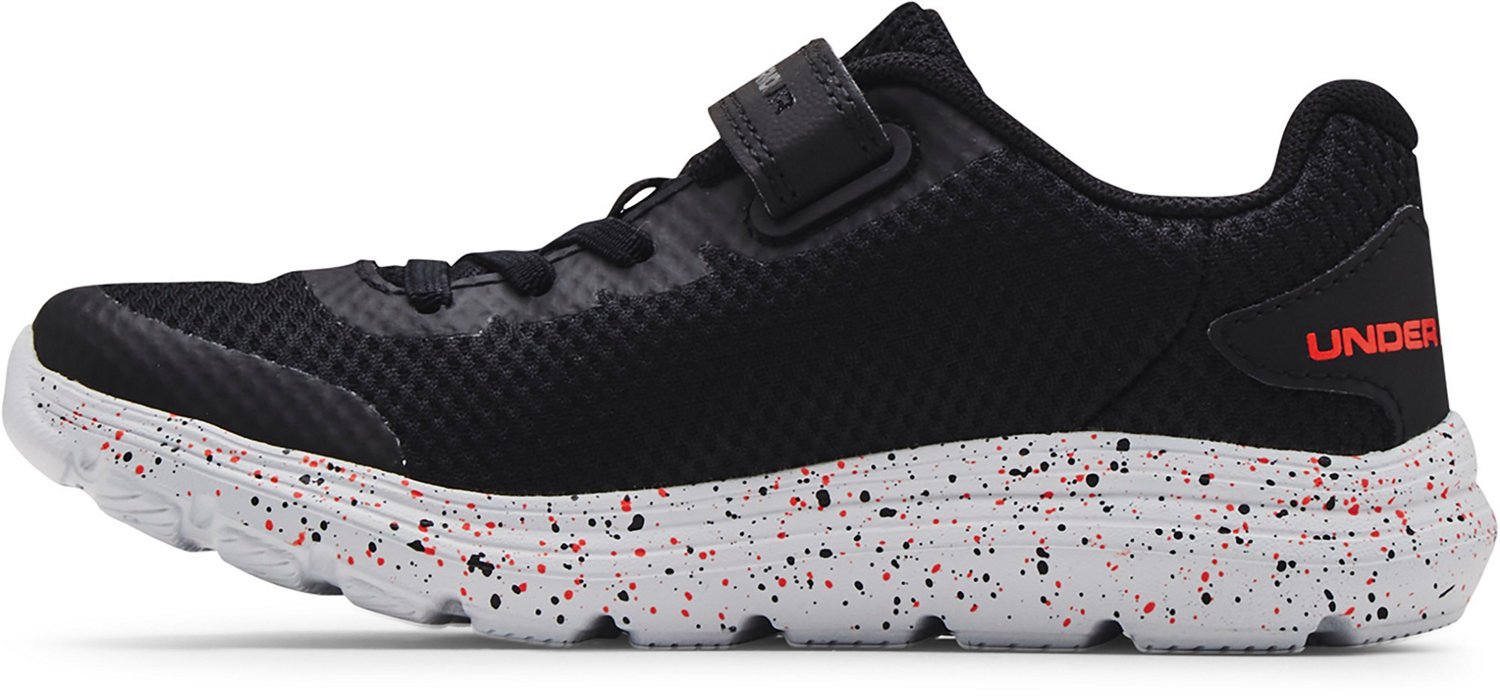 ua surge 2 sneakers