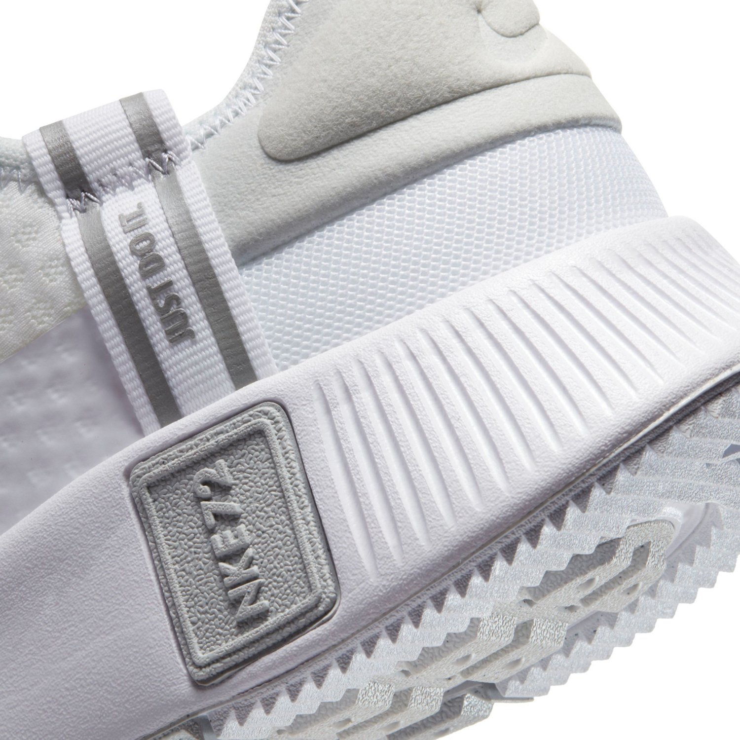 nike womens reposto white