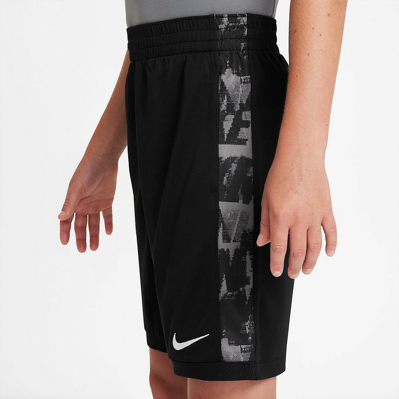 Nike Boys' Dri-FIT Trophy Printed Training Shorts 6 in                                                                           - view number 3
