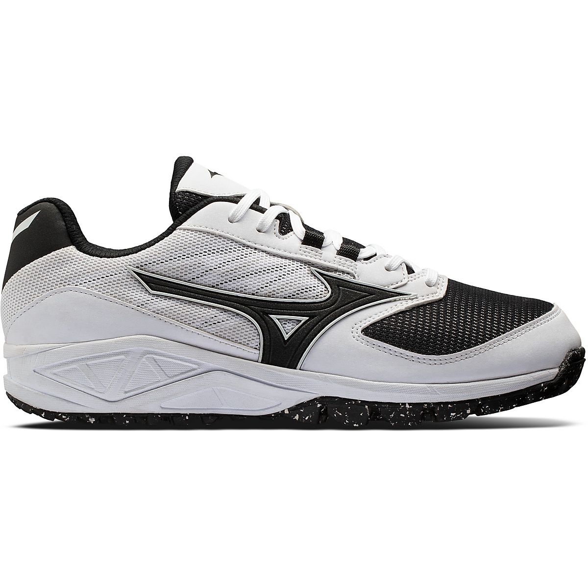 mizuno dominant all surface low turf shoe