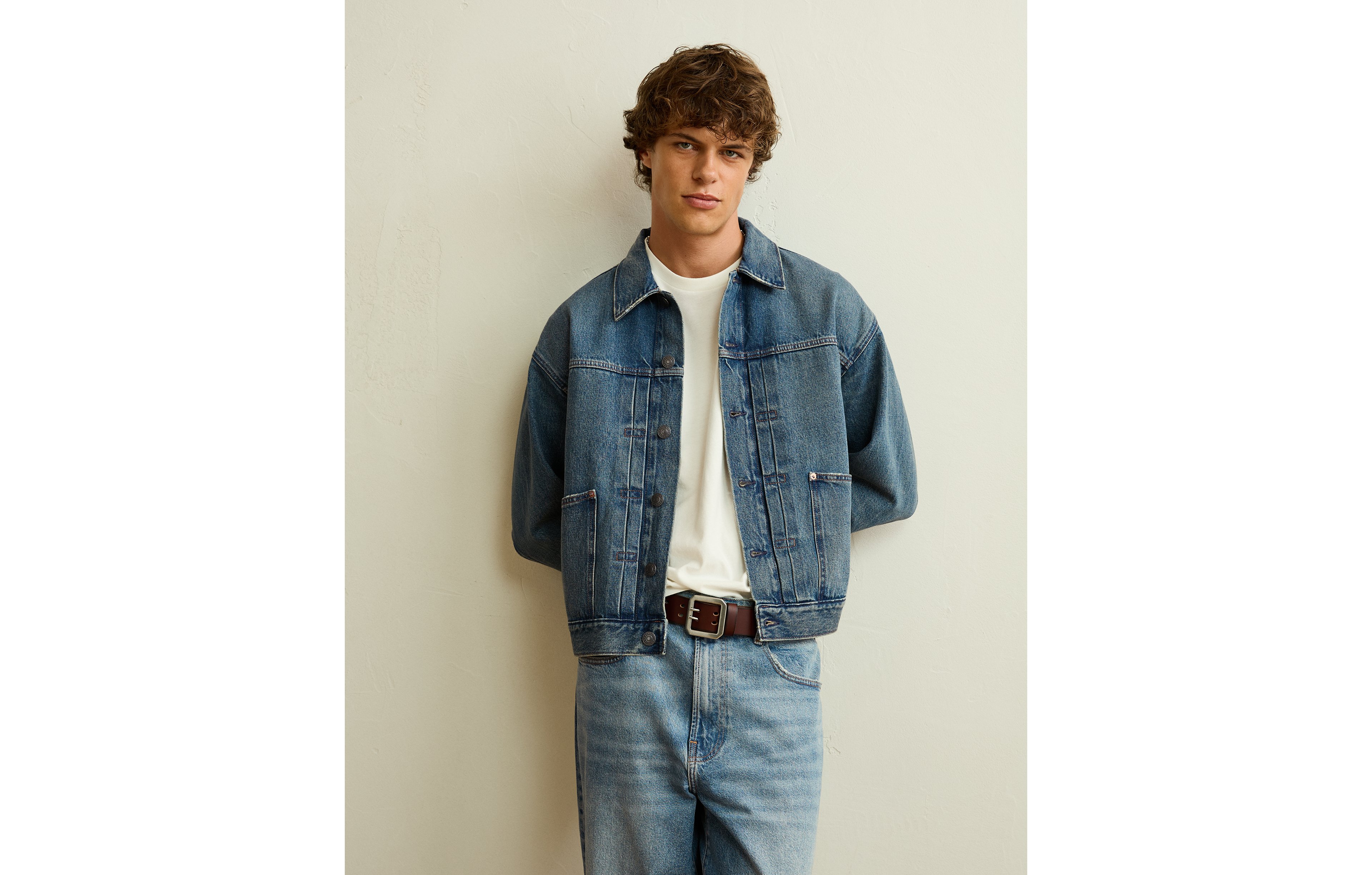 AE Relaxed Fit Denim Utility Jacket