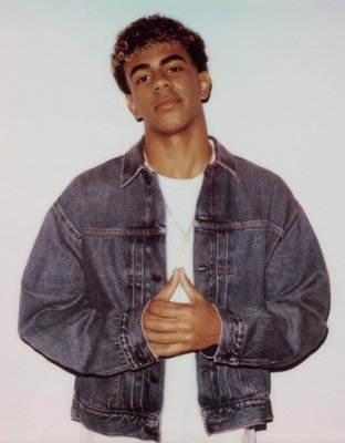 AE Relaxed Fit Denim Utility Jacket