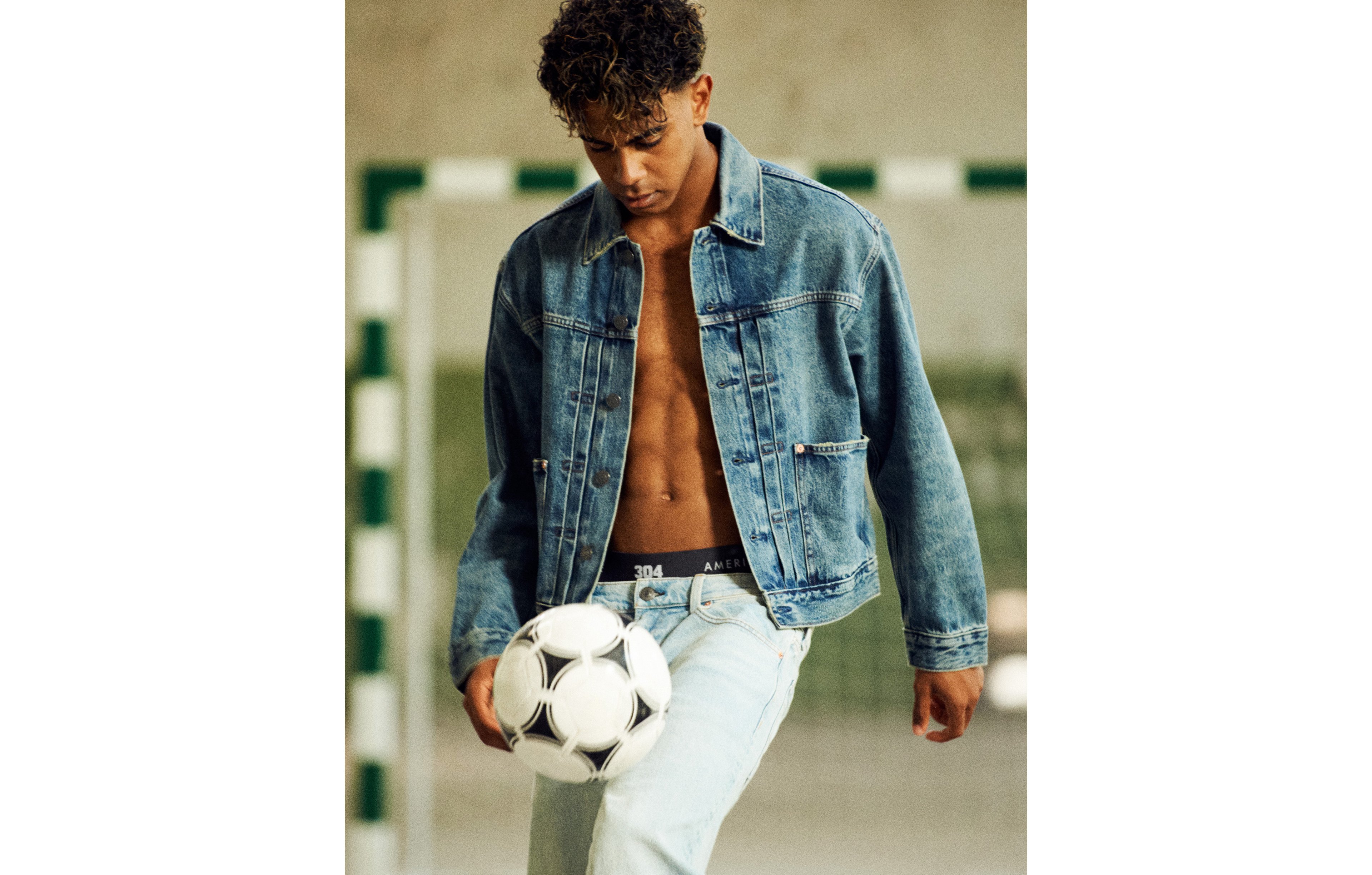 AE Relaxed Fit Denim Utility Jacket