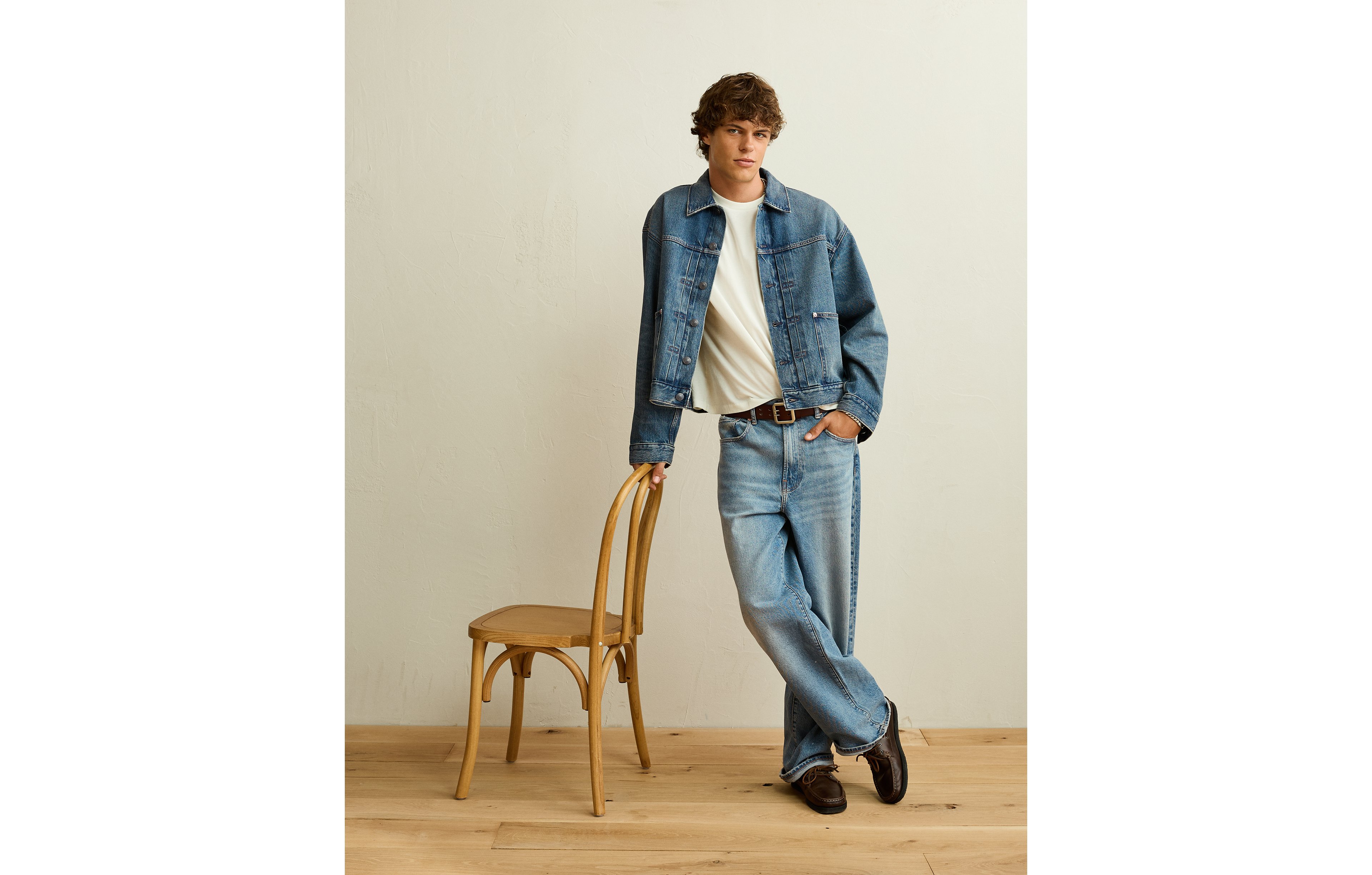 AE Relaxed Fit Denim Utility Jacket