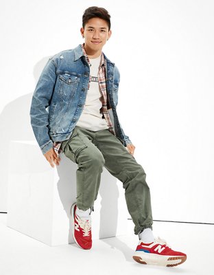 AE Relaxed Fit Denim Trucker Jacket