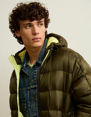 AE Hooded Puffer Jacket
