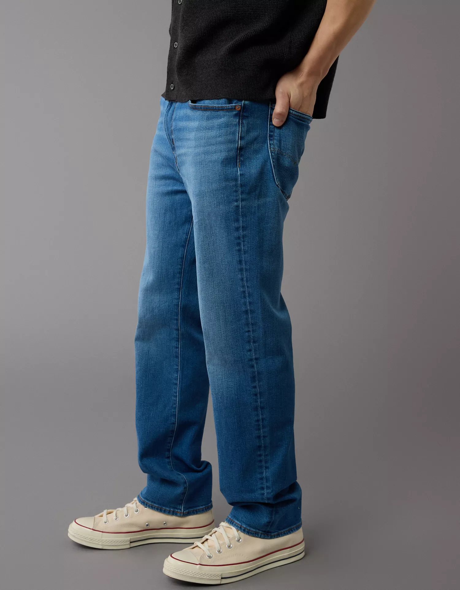 AE Relaxed Straight Jean - thumbnail 5