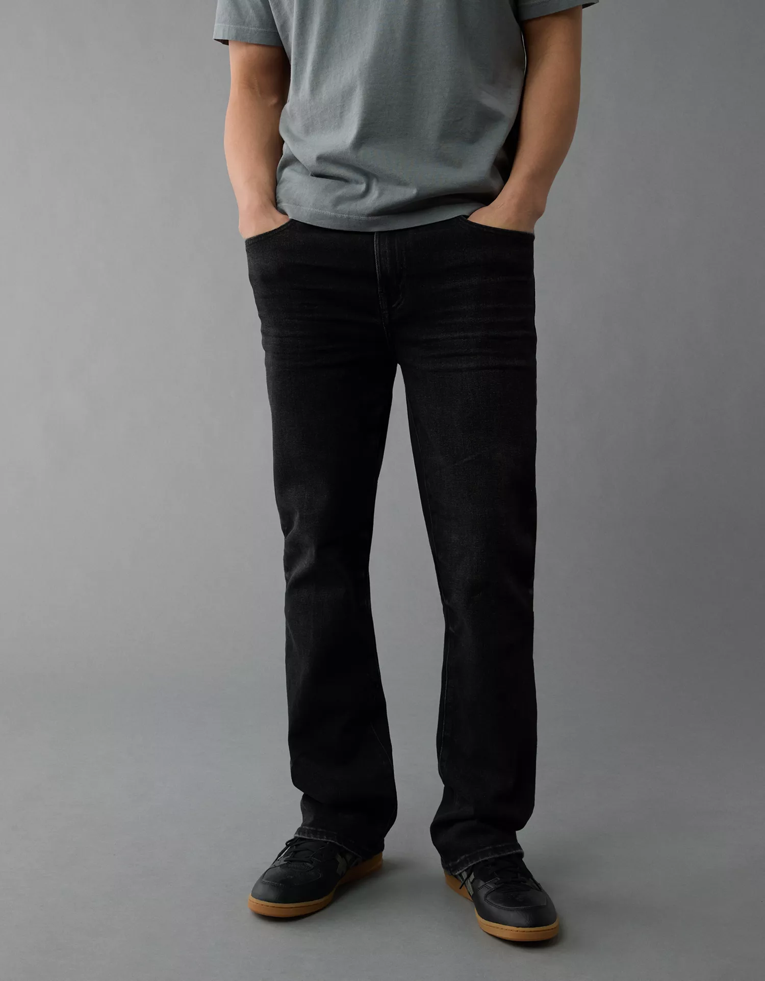 AE Slim Bootcut Jean - thumbnail 6