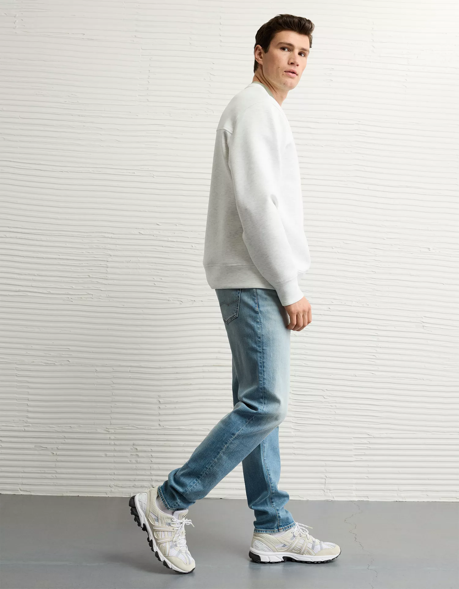 AE Athletic Jean - thumbnail 5
