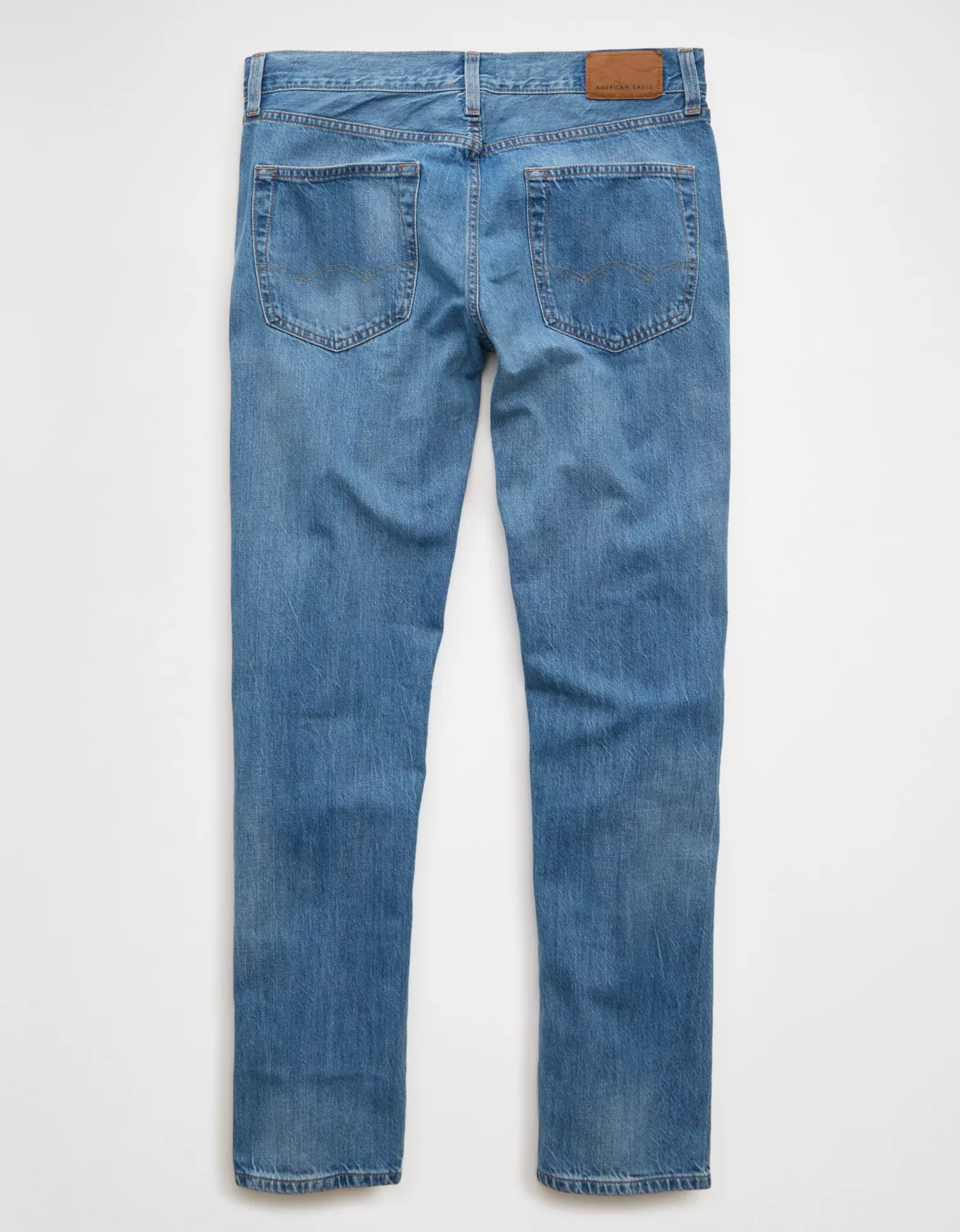 AE Lightweight Athletic Fit Jean - thumbnail 4