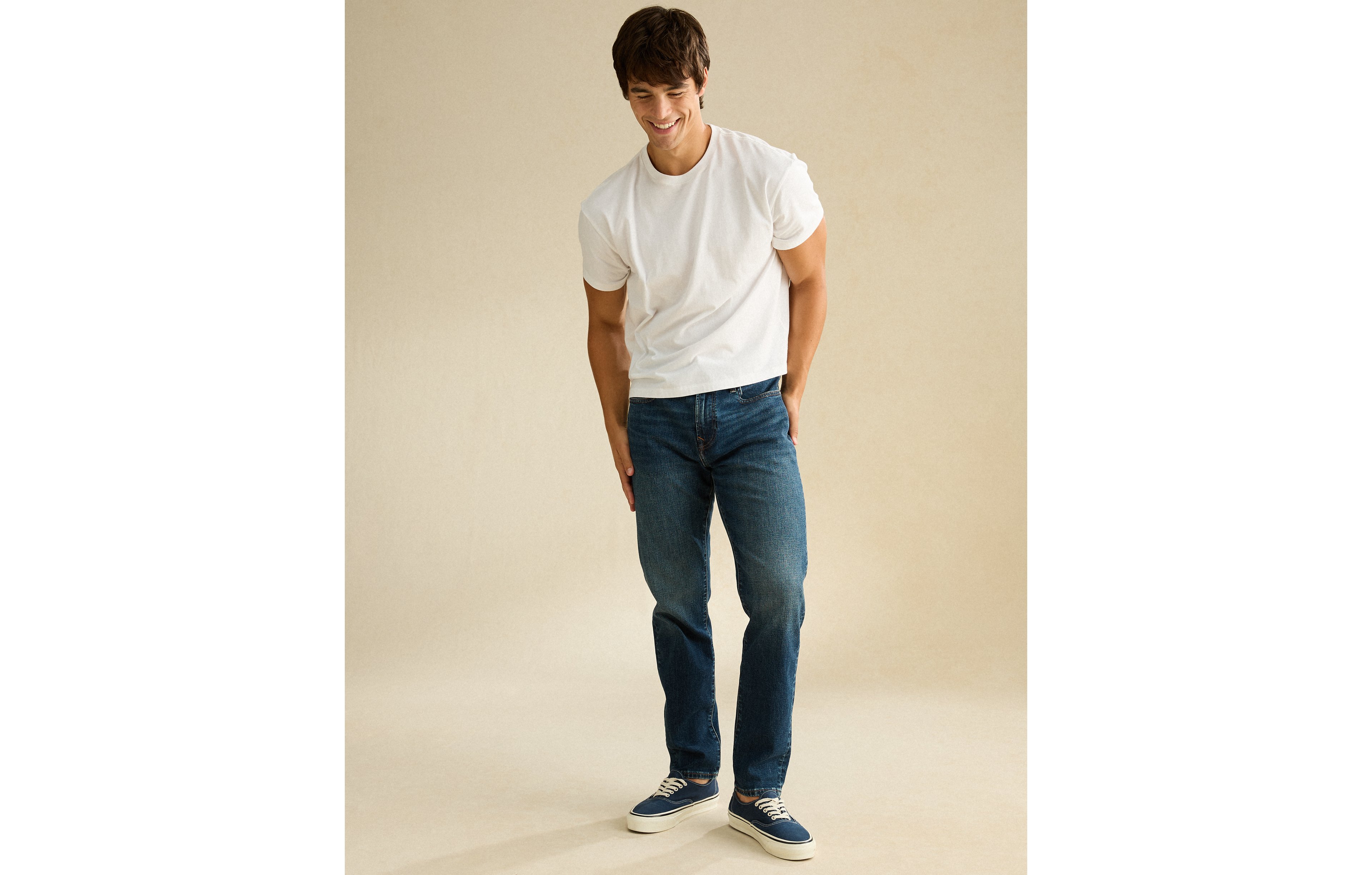 AE Athletic Fit Jean