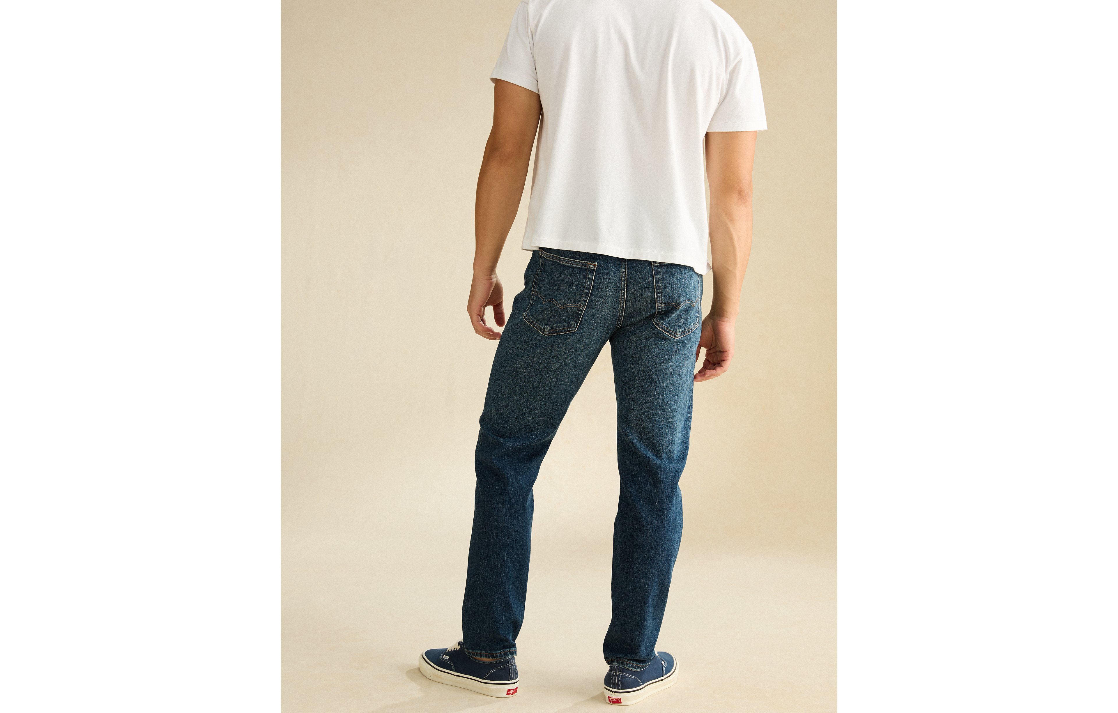 AE Athletic Fit Jean