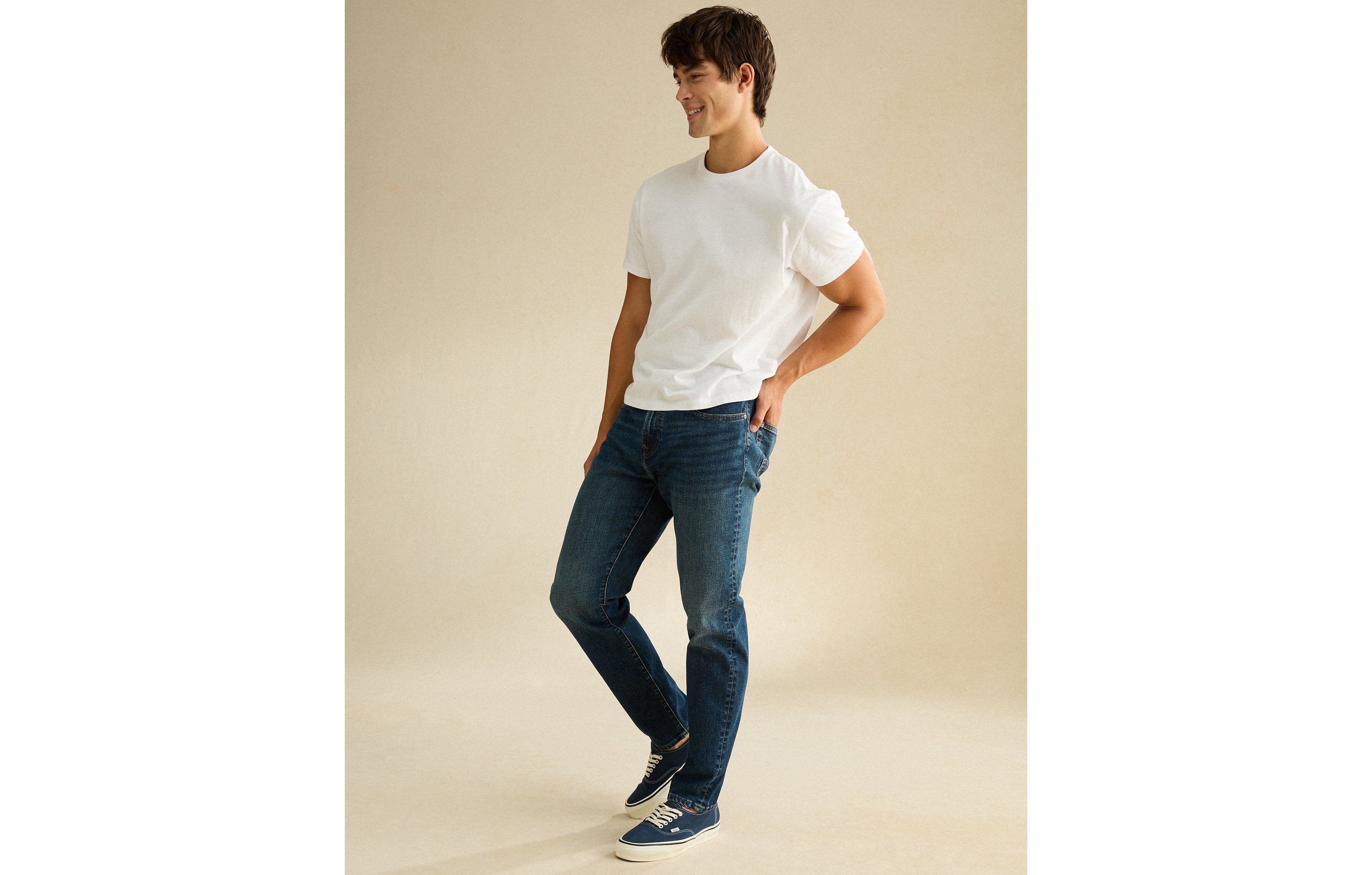 AE Athletic Fit Jean