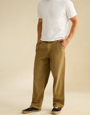 AE Loose Fit Lived-In Pleated Khaki Pant