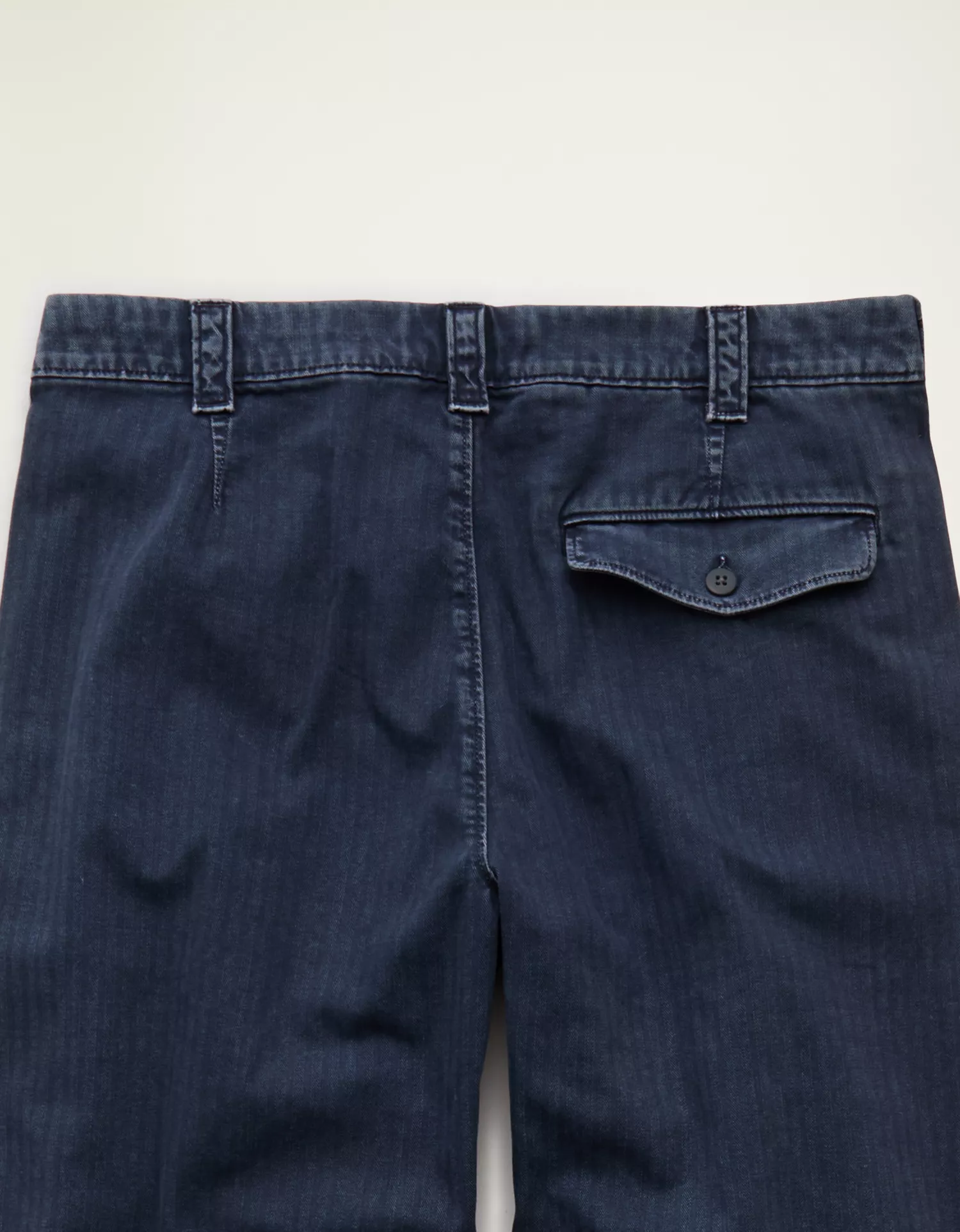 AE Loose Fit Lived-In Pleated Khaki Pant - thumbnail 4