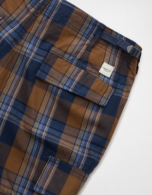 AE 10" Lived-In Cargo Short
