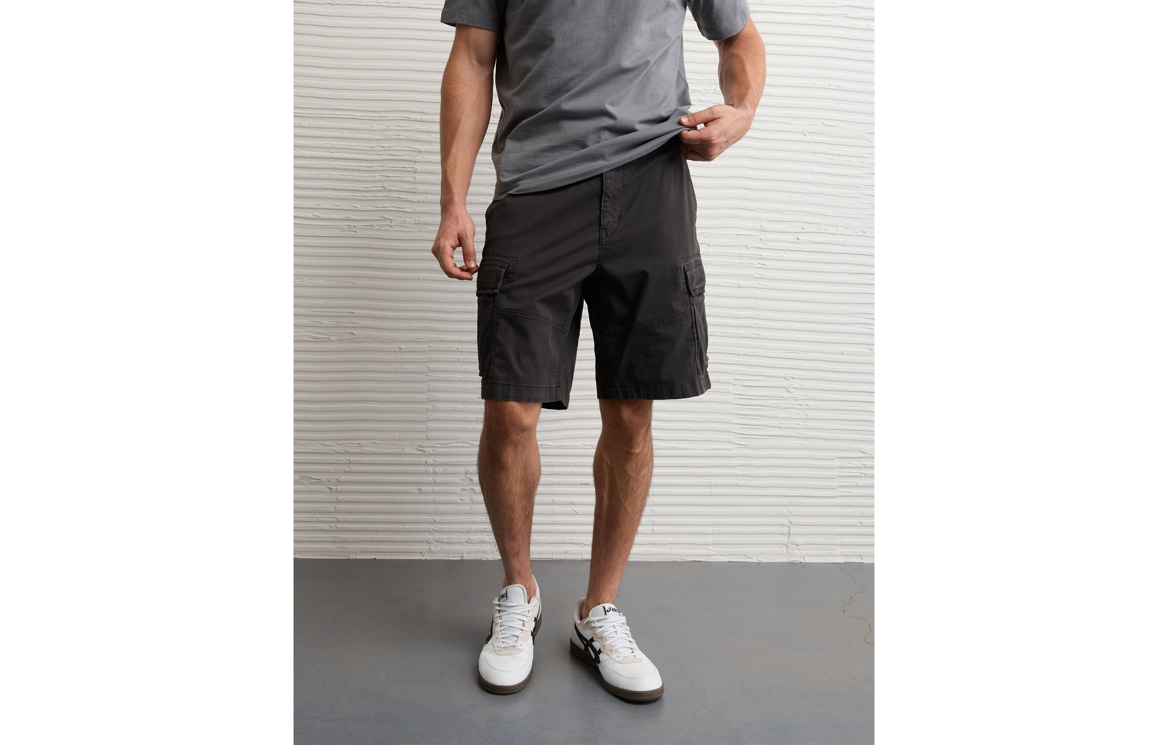 AE 10" Flex Lived-In Cargo Short