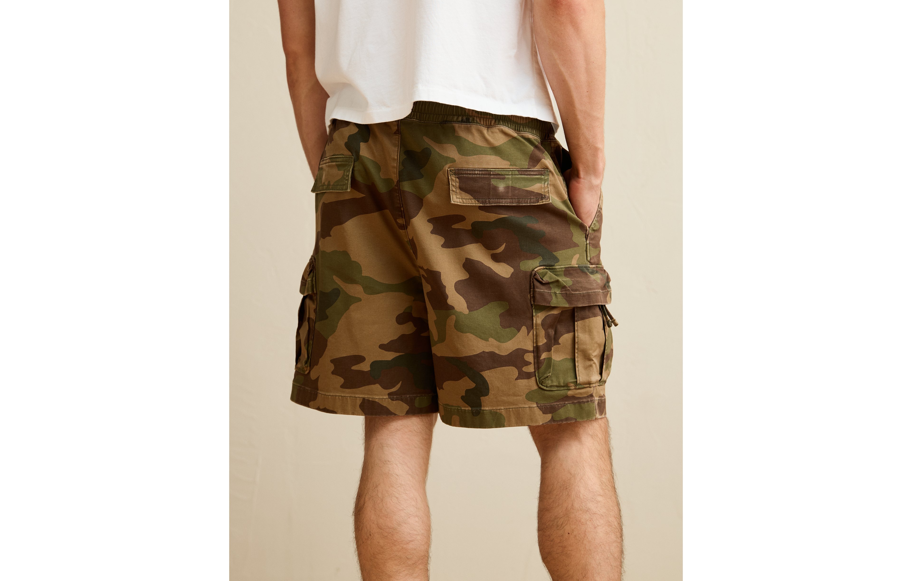 AE 6.5" Flex Lived-In Pull-On Cargo Short