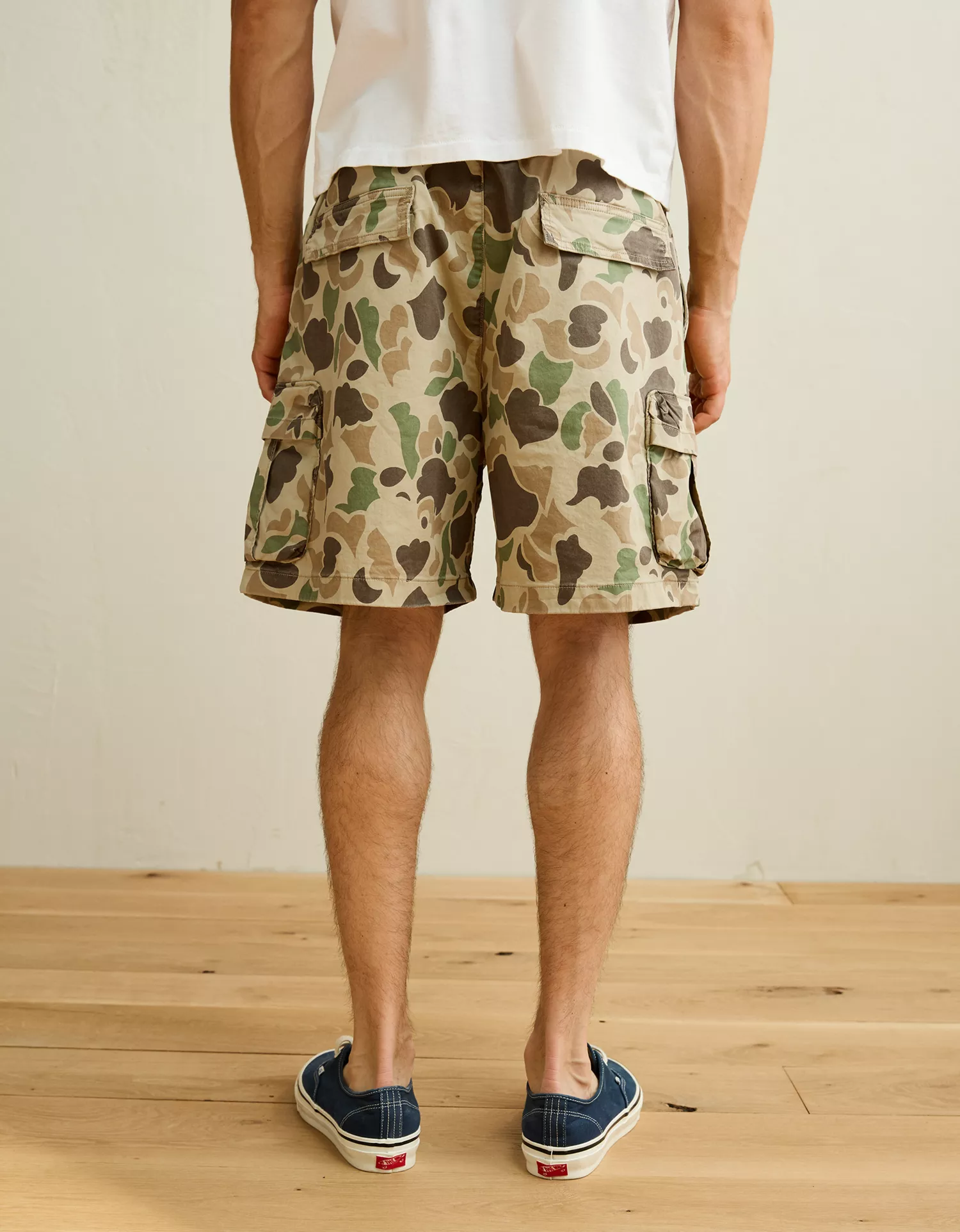 AE 6.5" Flex Lived-In Pull-On Cargo Short - thumbnail 2