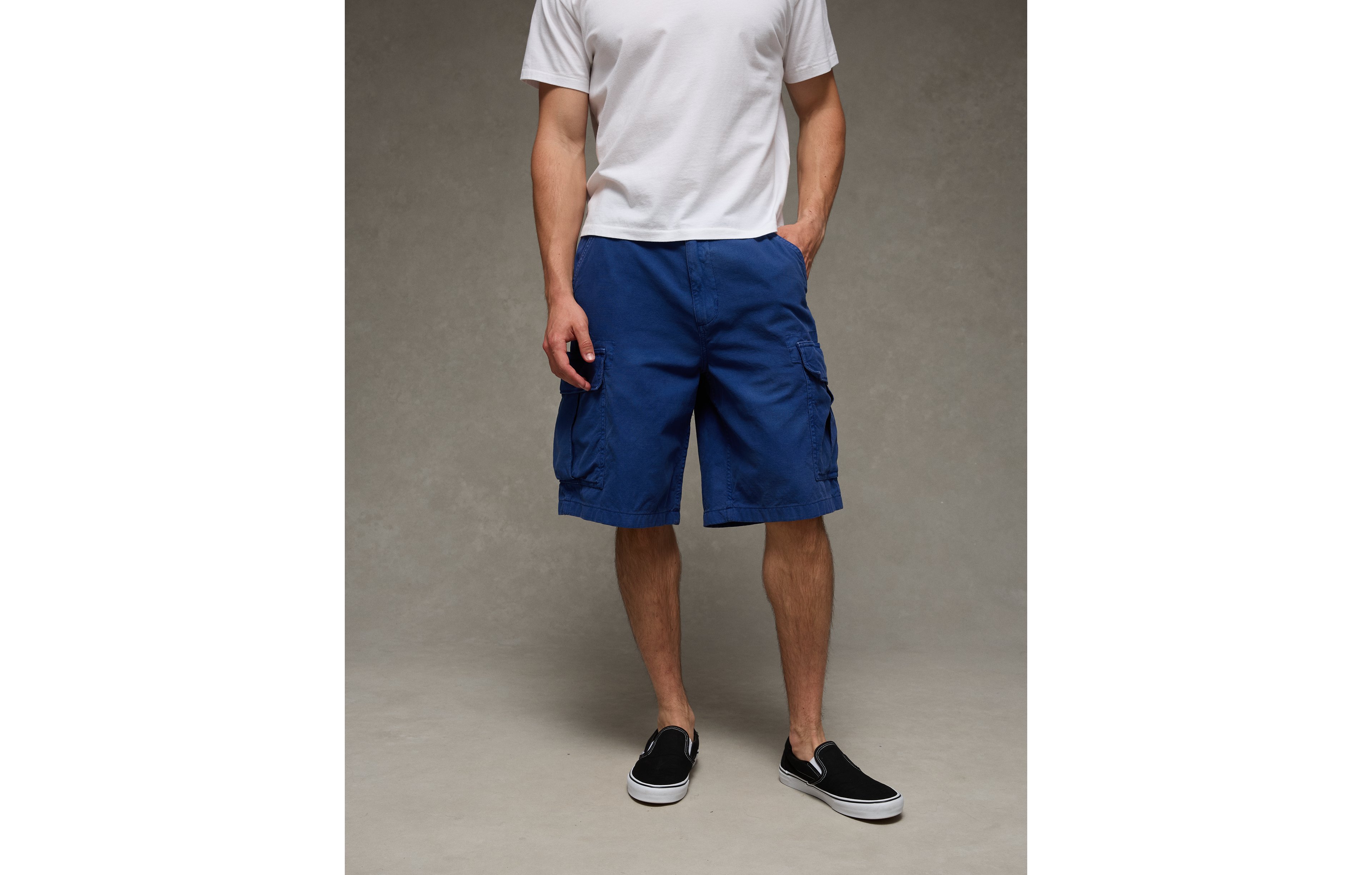AE 13" Cargo Short