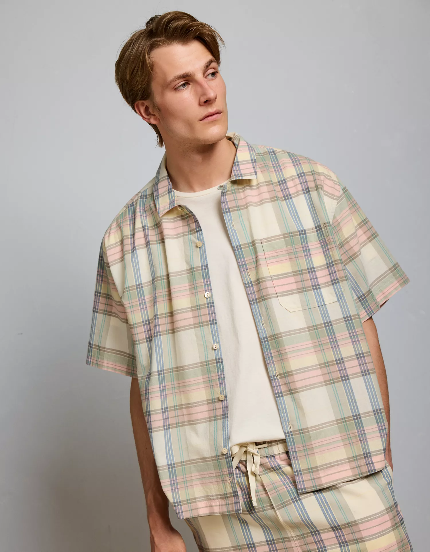 AE77 Madras Short-Sleeve Shirt - thumbnail 5