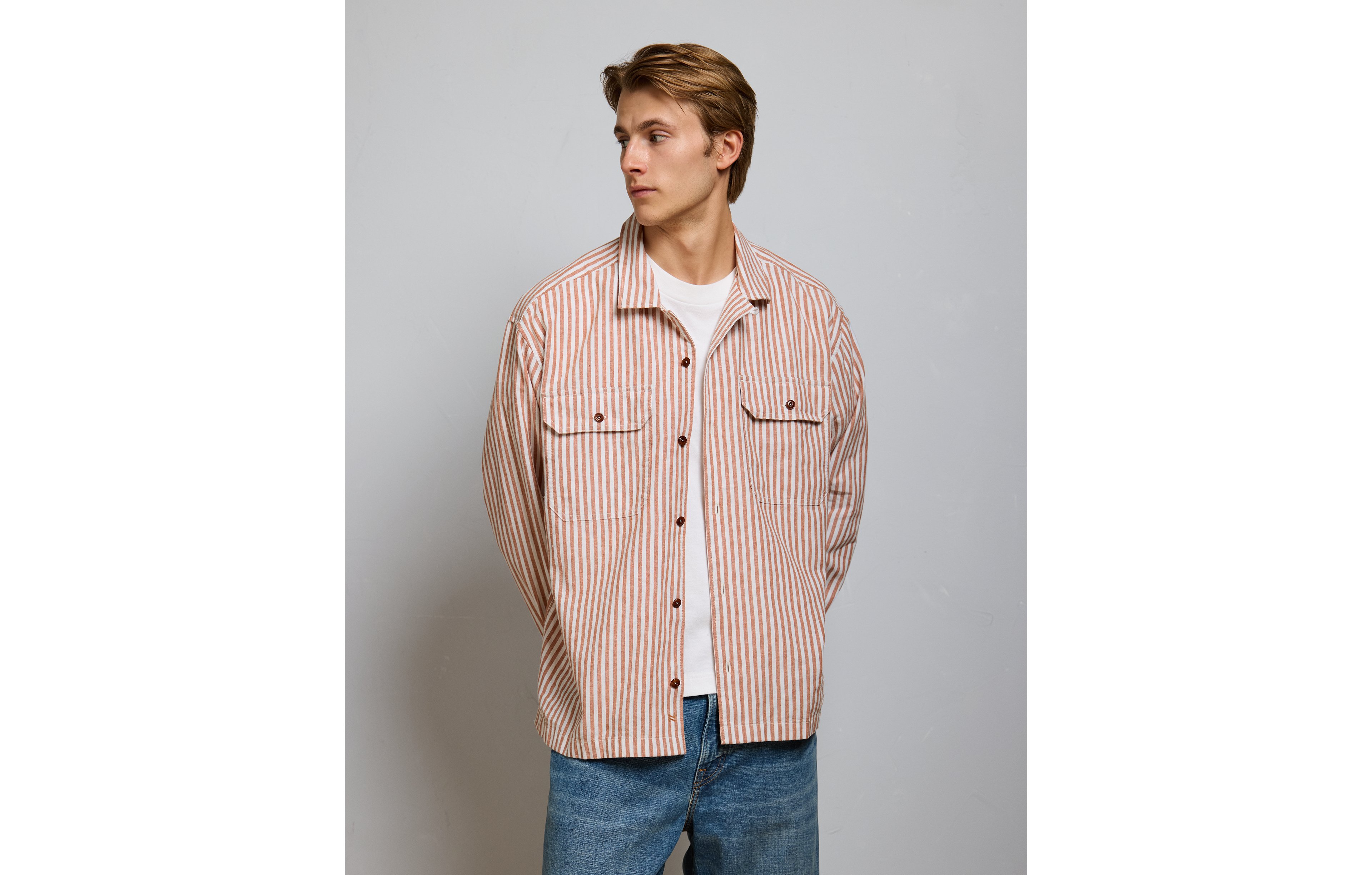AE77 Linen-Blend Camp Collar Surplus Shirt